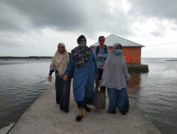 Hari Ini Ketua Ibu PKK Kecamatan Kepulauan Tanakeke Berkunjung di Desa Tompo Tanah