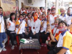 Ibu-ibu Gerejawi Katolik Kagum dengan Kepribadian Fatmawati Rusdi