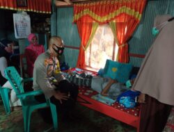 Sebagai Wujud Kepedulian Pimpinan, Kapolres Soppeng, AKBP RONI Kunjungi Personil Yang Sedang Sakit