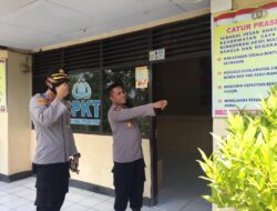 Permantap Kesiapsiagaan Personil, Kapolres Soppeng AKBP RONI Sidak Polsek Jajaran di Hari Libur 