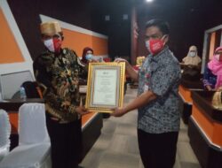 Terima Penghargaan Dari Kemenkes RI, Ini Harapan Asisten Administrasi Pemerintahan dan Kesra Setda Soppeng