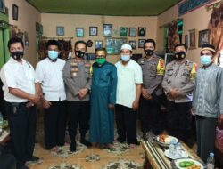 Kapolres Barru AKBP Liliek Tribhawono Iryanto Kunker ke Ponpes Al-Ikhlash Addary Takkalasi Kbu. Barru