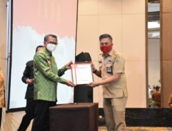 Sekda Barru Terima Alokasi Dana Transfer dan Dana Desa dari Gubernur Sulsel