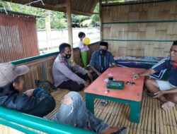 Jalin Keakraban, Bhabinkamtibmas Takalar Sambangi Warga Di Desa Binaan