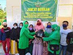 Bagikan Bantuan Pangdam Persit Kodim Muna Tunjukkan Eksistensi Perempuan di Hari Ibu