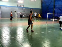 Personel Lantamal VI Olahraga Indoor Jaga Imun Di Musim Hujan