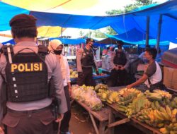 Gelar Operasi Lilin, Sat Sabhara Polres Takalar memantau penerapan Prokes di Pasar