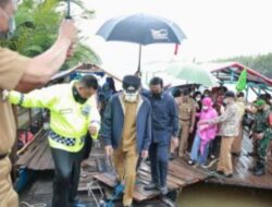 PJ Wali Kota Rudy Djamaluddin Resmikan Dermaga Muda Lakkang