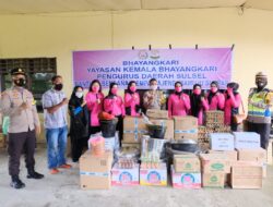 Ketua Bhayangkari Daerah Sulsel Salurkan Langsung Bantuan untuk Masyarakat Terdampak Gempa di Sulbar