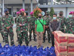 Satgas Penanggulangan Bencana Alam TNI AL Sulbar Laksanakan Distribusi Bantuan Ke Posko-Posko Pengungsian