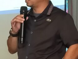 Guru SMP Negeri 6 Makassar Pimpim ISORI Makassar