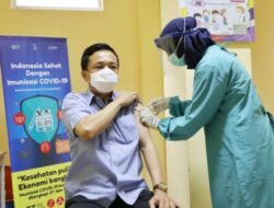 Divaksin Kedua, Prof. Rudy Djamaluddin : Jangan Terprovokasi Berita Hoax