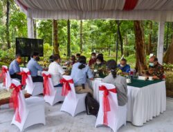 Wanadri Serahkan Blue Print Usulan Pengelolaan Taman Buru Masigit Kareumbi Kepada Menteri LHK