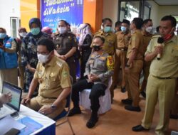 Pencanangan Pemberian Vaksin Covid-19, Bupati Barru : Vaksin Ini Aman dan Halal