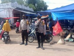 Terapkan Prokes Kapolsek Polut Polres Takalar Pimpin Operasi Yustisi Sasar Pengguna Jalan dan Pasar Tradisional