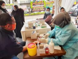 Tidak Menolak Silaturahmi, Danny-Fatma Lakukan Rapid Test Kolega dan Pendukung