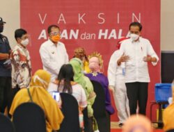 Hadiri Festival Vaksinasi, Presiden Jokowi Sebut Makassar Kota Percontohan untuk Daerah Lainnya