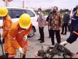 Wali Kota Makassar Turun Awasi Penambalan Jalan Metro Tanjung Bunga