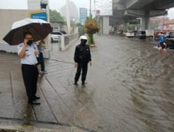 Curah Hujan Yang Tinggi, Wali Kota Makassar Himbau SKPD Siap Siaga Banjir