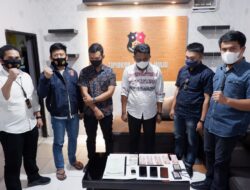 OTT Terhadap Oknum LSM Dari Luar Wajo Diduga Memeras Kepala Desa Diamankan Dimapolres Wajo