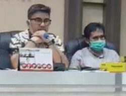 Hoax, Tujuh Fraksi Menolak Resetting RT/RW