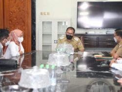 Yuli Manager PLN UP3 Makassar Utara Temui Danny, Laporkan Skema Baru Stimulus Listrik