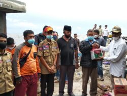 Wabup Barru Salurkan Bantuan untuk Korban Angin Kencang di Desa Pancana