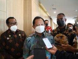 Mendagri Beri Teguran Keras kepada Gubernur Papua