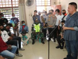 Kapolda Sulsel Dampingi Kabaintelkam Polri Berkunjung Ke Asrama Biak-Numfor Papua di Makassar