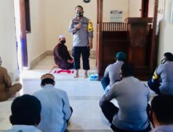 Bupati Pasangkayu Laksanakan Sholat Dhuhur dan Ikuti Tausiah Di Mesjid As Syifa Polres Pasangkayu