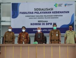 Seharian, Hasnah Syam Lakoni Bunda PAUD, Ketua TP PKK, dan Legislator Senayan