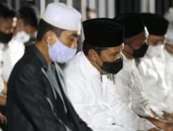 Salat Gerhana Berjamaah, Wali Kota Danny Doakan Makassar Cepat Pulih dari Covid-19