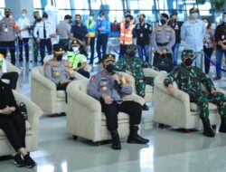 Tinjau Arus Mudik di Bandara Soetta, Kapolri Minta Perketat Pengawasan Warga dari Luar Negeri