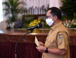 Antisipasi Lonjakan Kasus Covid-19 Pasca Idul Fitri, Mendagri Tekankan Kekompakan Pusat-Daerah