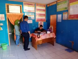 Manfaatkan Hari Libur, Kadis Kesehatan Dalduk dan KB Sidrap Pantau Pustu dan Poskesdes