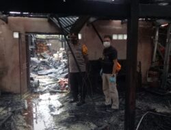 Terjadi Kebakaran di Kel. Teddaopu Kec Tempe  Kab.Wajo, Polsek Tempe Lakukan Pengamanan di Lokasi