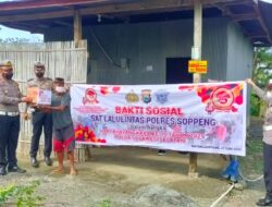 Kepedulian Kasat Lantas Polres Soppeng, Sambil Pikul Sembako Demi Salurkan Bantuan ke Warga