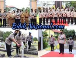Jelang Hari Bhayangkara ke-75, Polres Soppeng Gelar Upacara Ziarah Rombongan