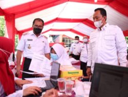 Wali Kota Danny-Kabinda Sulsel Hadiri Vaksinasi Massal Pelajar SMP Disaksikan Jokowi