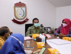 Sekda Kota Makassar Bersama Kadis PPPA Menghadiri Anugerah KPAI Tahun 2021