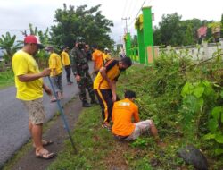 Bhabinkamtibmas Polsek Ganra Bersama Pemdes Ganra Gelar Program Penghijauan Tanam Pohon