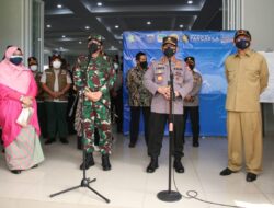 Panglima TNI dan Kapolri Ajak Civitas Akademik, Pemuda hingga Ormas Terlibat Aktif Percepat Vaksinasi