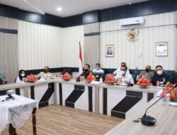 Forkopinda Kabupten Barru Rapat Dengan Plt. Gubernur Sulawesi Selatan Dalam Percepatan Penanganan Covid-19