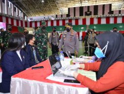 Kapolri : Momentum HUT RI jadi Upaya Percepat Vaksinasi