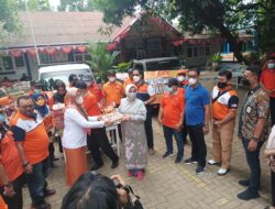 Komunitas Golorong Indonesia Peduli Dampak PPKM, Salurkan Bantuan Sembako Untuk Warga Makassar