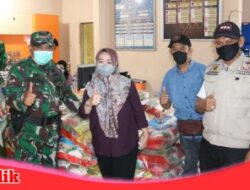 Sesuai Dengan Program Danny-Fatma, Camat Ujung Tanah Salurkan Bantuan Sembako Kepada Warga Terdampak Covid-19