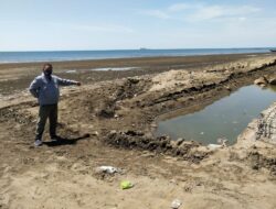 Pembangunan Pengaman Abrasi di Desa Corawali Barru Diduga Belum Mengantongi Izin Amdal/UKL-UPL