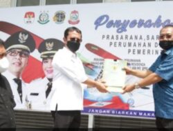 Sekda Kota Makassar Muh. Ansar Terima Penyerahan PSU Perumahan dari Pengembang
