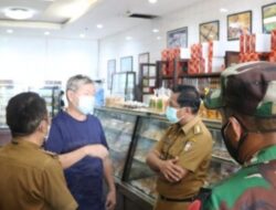 Camat Wajo Pantau Penerapan Prokes Di Pust Pertokoan