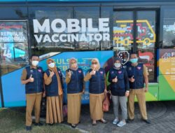 Satgas Covid 19 Prov. SulSel melalui program Kebut Vaksin dengan Mobile Vaksinator Gelar Vaksinasi di Pasar Butung Makassar